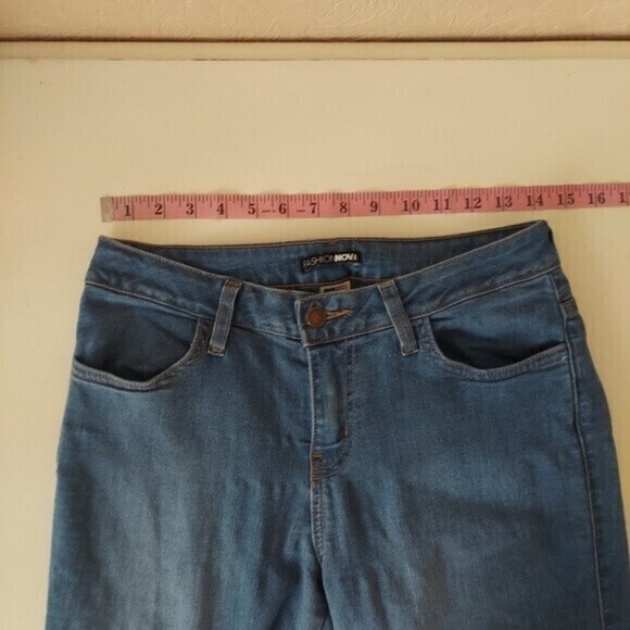 Fashion Nova jeans light wash skinny stretch Sz 29 - Picture 8 of 10